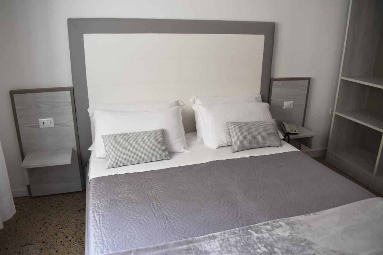 Edelweiss Hotel 3*